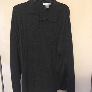 Geoffrey Beene Gray Sweater XL like new condition!